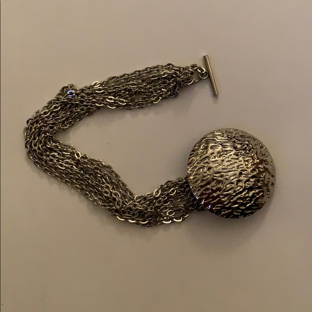 Beautiful bracelet!!
